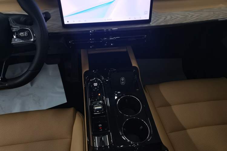 Used GAC Trumpchi E8 New Energy 2024 150km MAX+ Gear Lever