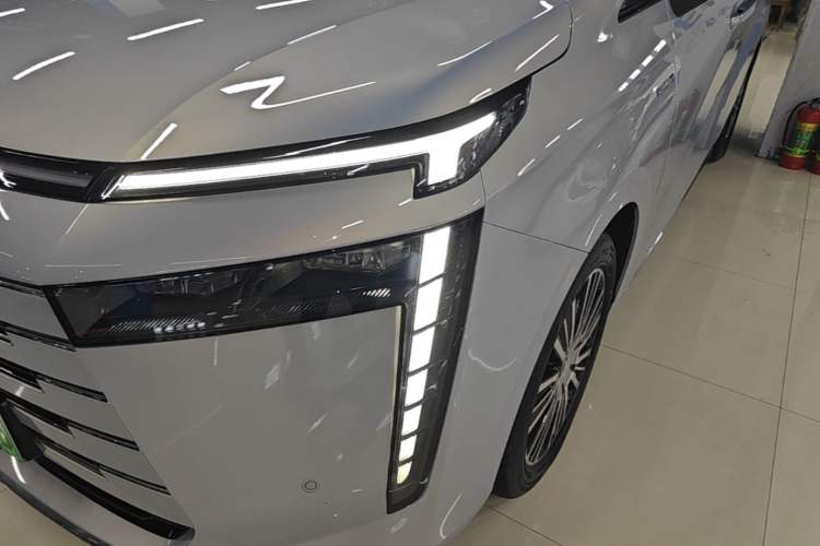 Used GAC Trumpchi E8 New Energy 2024 150km MAX+ Left Front Headlight