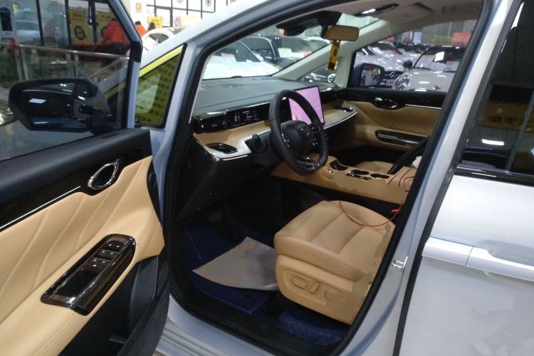 Used GAC Trumpchi E8 New Energy 2024 150km MAX+ Left Front Seat
