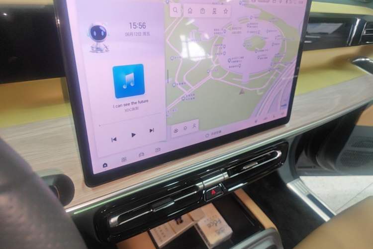 Used GAC Trumpchi E8 New Energy 2024 150km MAX Audio And AC Panel