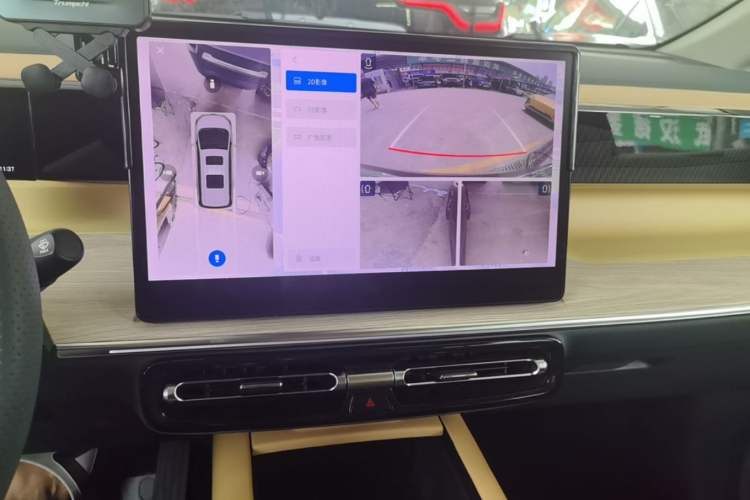Used GAC Trumpchi E8 New Energy 2024 150km MAX Audio And AC Panel