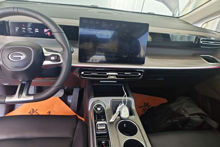 Used GAC Trumpchi E8 New Energy 2024 150km MAX Audio And AC Panel