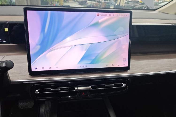 Used GAC Trumpchi E8 New Energy 2024 150km MAX Audio And AC Panel