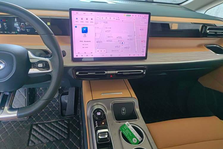 Used GAC Trumpchi E8 New Energy 2024 150km MAX Audio And AC Panel