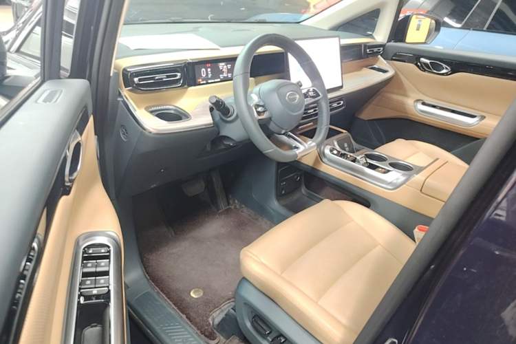 Used GAC Trumpchi E8 New Energy 2024 150km MAX Driver Seat