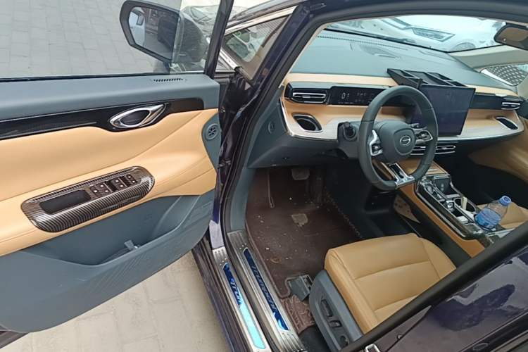 Used GAC Trumpchi E8 New Energy 2024 150km MAX Driver Seat