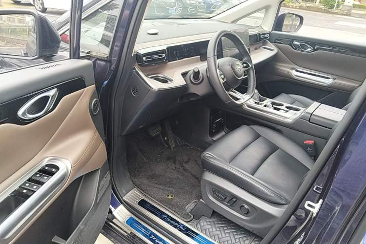 Used GAC Trumpchi E8 New Energy 2024 150km MAX Driver Seat