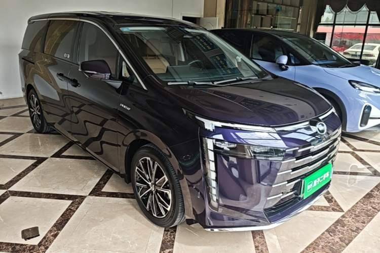 Used GAC Trumpchi E8 New Energy 2024 150km MAX Front Right 45 Deg