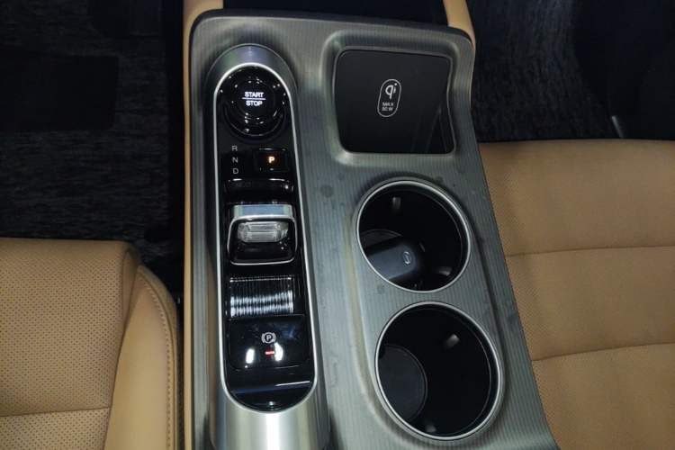 Used GAC Trumpchi E8 New Energy 2024 150km MAX Gear Lever