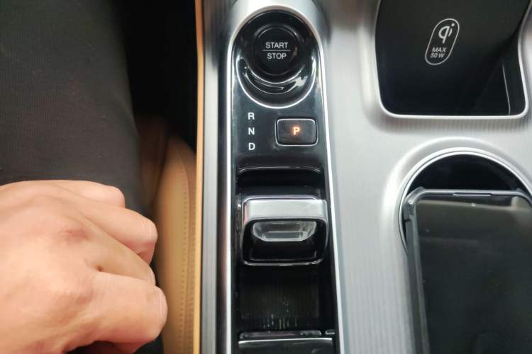 Used GAC Trumpchi E8 New Energy 2024 150km MAX Gear Lever