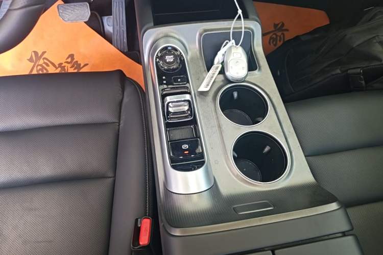 Used GAC Trumpchi E8 New Energy 2024 150km MAX Gear Lever