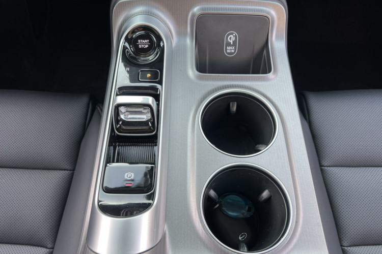 Used GAC Trumpchi E8 New Energy 2024 150km MAX Gear Lever