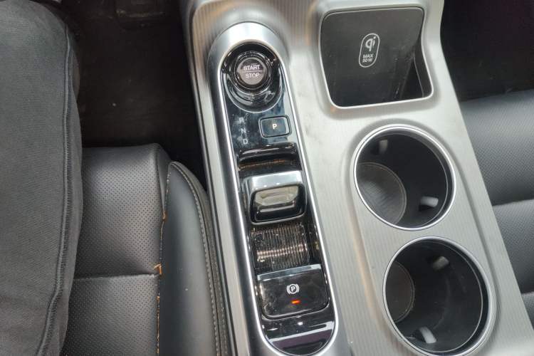 Used GAC Trumpchi E8 New Energy 2024 150km MAX Gear Lever