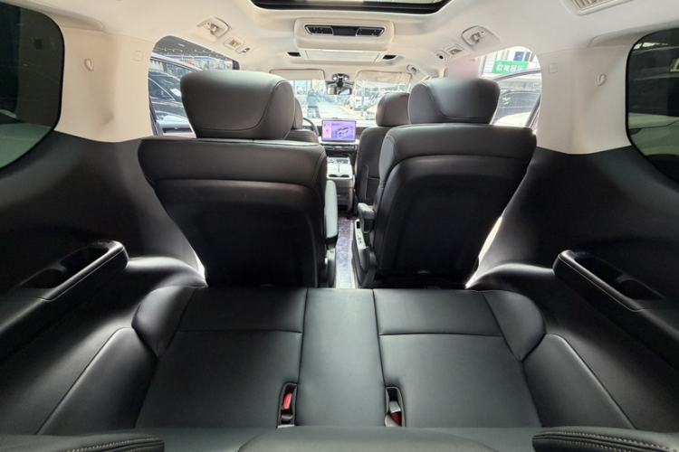 Used GAC Trumpchi E8 New Energy 2024 150km MAX Interior 13
