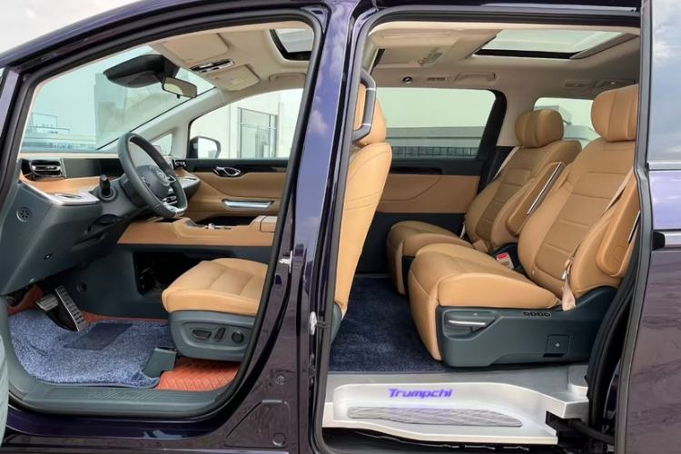 Used GAC Trumpchi E8 New Energy 2024 150km MAX Interior 2