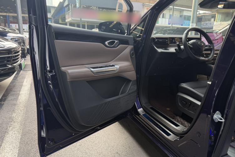 Used GAC Trumpchi E8 New Energy 2024 150km MAX Interior 2