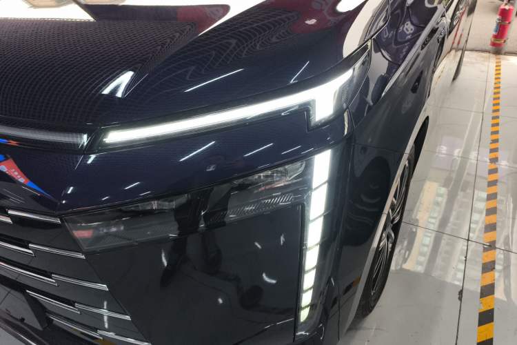 Used GAC Trumpchi E8 New Energy 2024 150km MAX Left Front Headlight