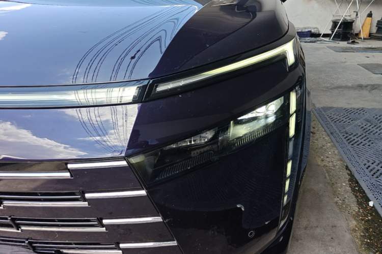 Used GAC Trumpchi E8 New Energy 2024 150km MAX+ Left Front Headlight