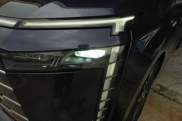 Used GAC Trumpchi E8 New Energy 2024 150km MAX Left Front Headlight