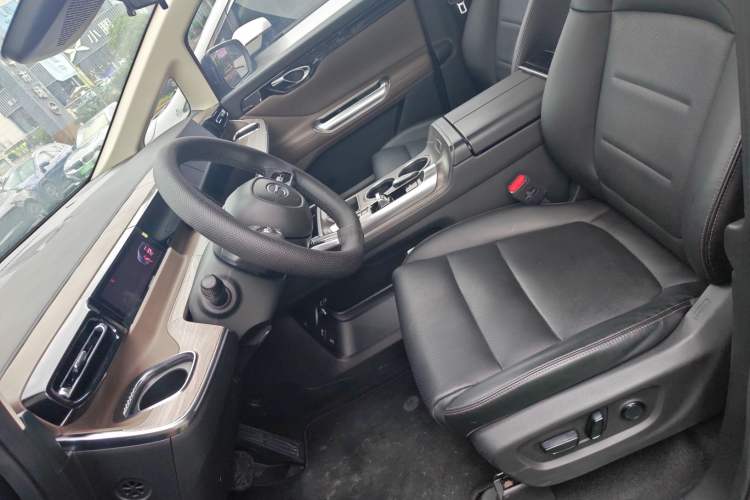 Used GAC Trumpchi E8 New Energy 2024 150km MAX Left Front Seat