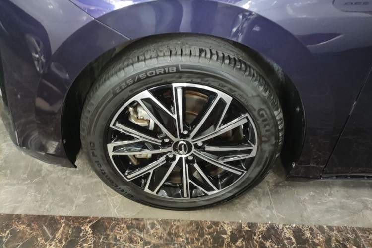 Used GAC Trumpchi E8 New Energy 2024 150km MAX Left Front Wheel Hub