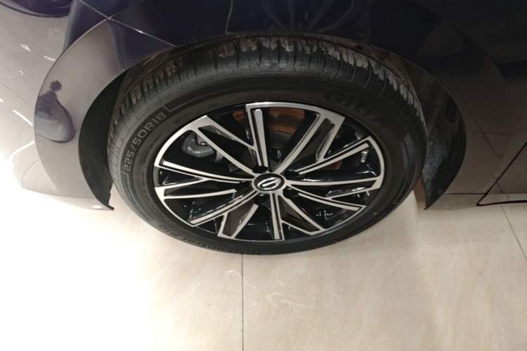 Used GAC Trumpchi E8 New Energy 2024 150km MAX Left Front Wheel Hub