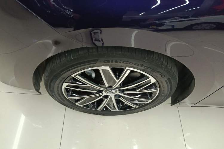 Used GAC Trumpchi E8 New Energy 2024 150km MAX Left Front Wheel Hub