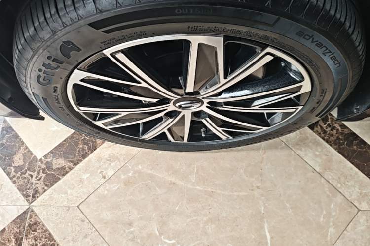 Used GAC Trumpchi E8 New Energy 2024 150km MAX Left Front Wheel Hub