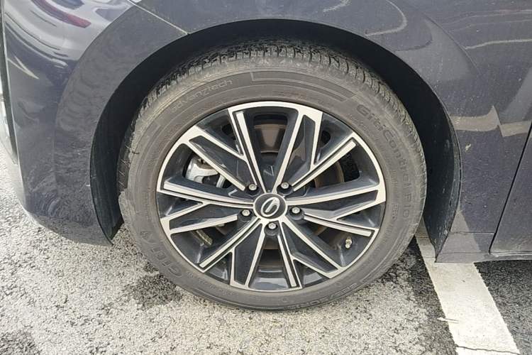 Used GAC Trumpchi E8 New Energy 2024 150km MAX Left Front Wheel Hub