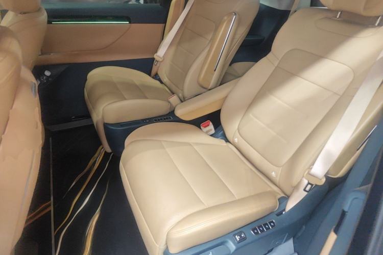 Used GAC Trumpchi E8 New Energy 2024 150km MAX Left Rear Seat