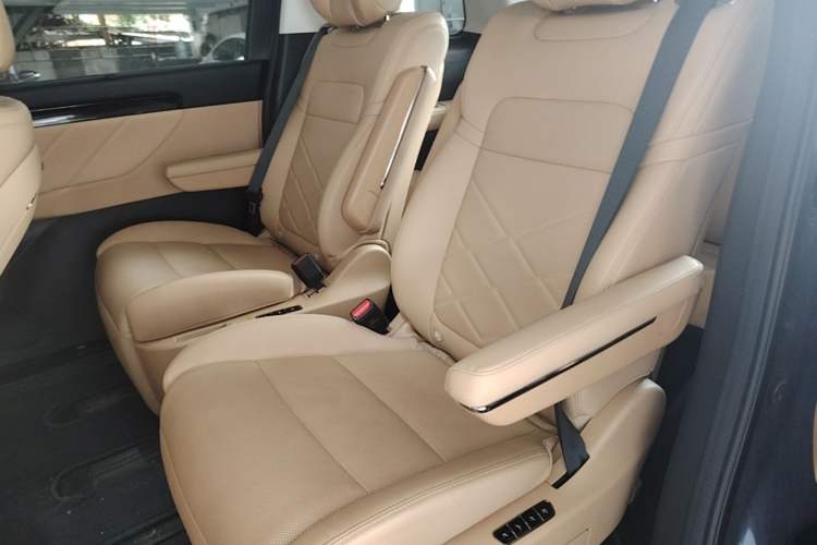 Used GAC Trumpchi E8 New Energy 2024 150km MAX+ Left Rear Seat
