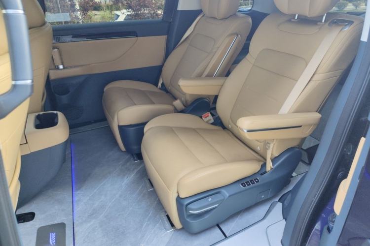 Used GAC Trumpchi E8 New Energy 2024 150km MAX Left Rear Seat