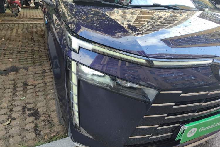 Used GAC Trumpchi E8 New Energy 2024 150km MAX Right Front Headlight