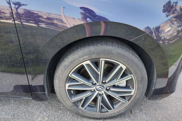 Used GAC Trumpchi E8 New Energy 2024 150km MAX Right Front Wheel Hub