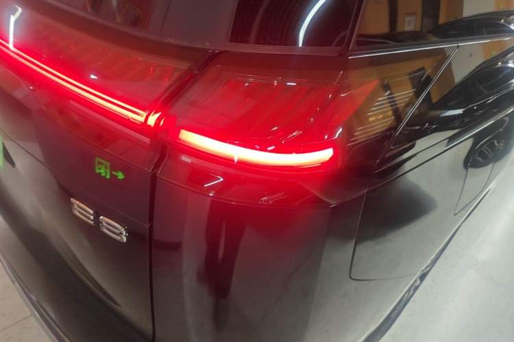 Used GAC Trumpchi E8 New Energy 2024 150km MAX Right Rear Taillight