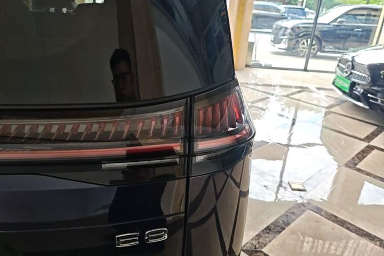 Used GAC Trumpchi E8 New Energy 2024 150km MAX Right Rear Taillight