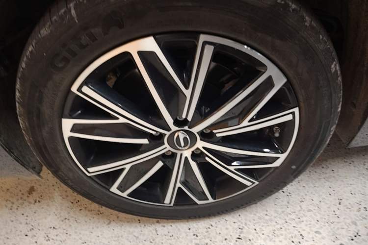 Used GAC Trumpchi E8 New Energy 2024 150km MAX Right Rear Wheel Hub