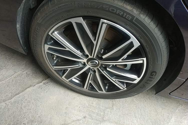 Used GAC Trumpchi E8 New Energy 2024 150km MAX Right Rear Wheel Hub