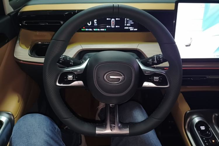 Used GAC Trumpchi E8 New Energy 2024 150km MAX Steering Wheel