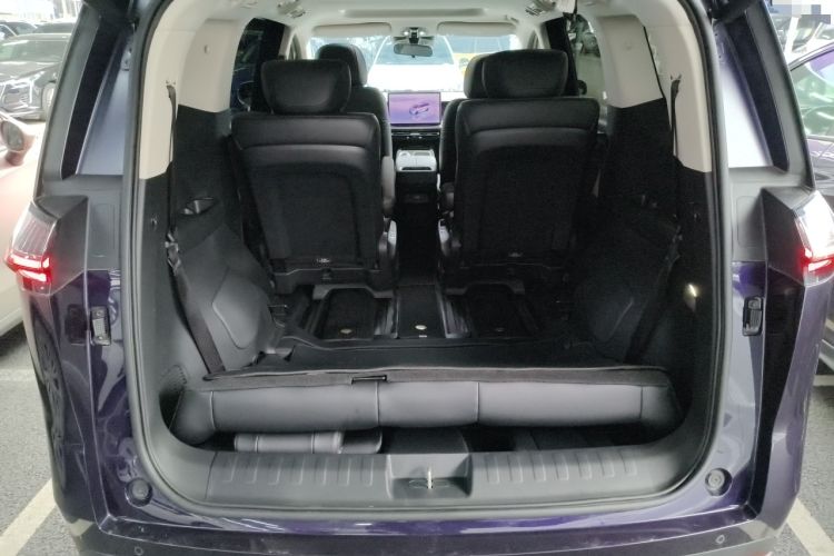 Used GAC Trumpchi E8 New Energy 2024 150km MAX Trunk