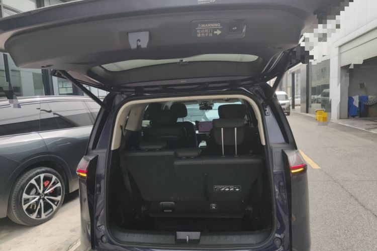 Used GAC Trumpchi E8 New Energy 2024 150km MAX Trunk