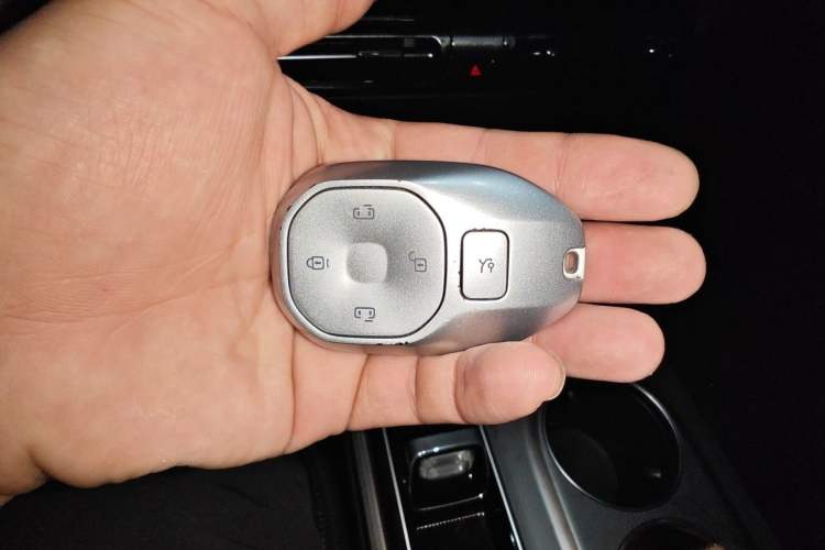 Used GAC Trumpchi E8 New Energy 2024 150km MAX Vehicle Key