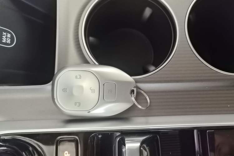 Used GAC Trumpchi E8 New Energy 2024 150km MAX Vehicle Key