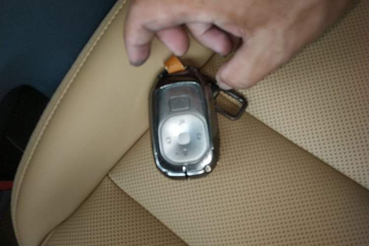 Used GAC Trumpchi E8 New Energy 2024 150km MAX Vehicle Key