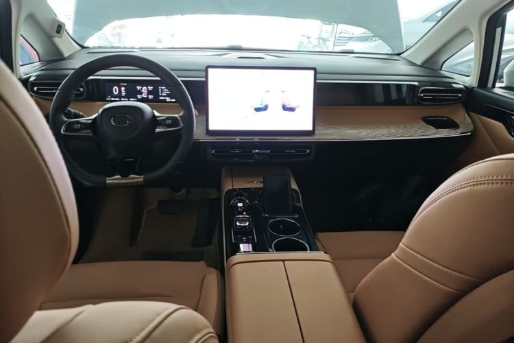 Used GAC Trumpchi E8 New Energy 2024 150km MAX+ Center Console