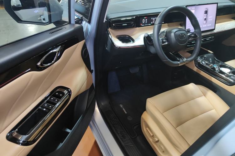 Used GAC Trumpchi E8 New Energy 2024 150km MAX+ Driver Seat