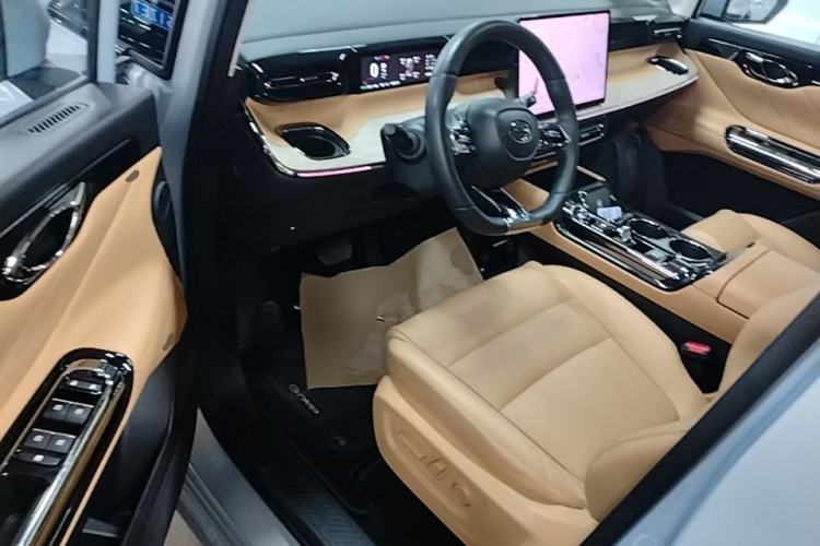 Used GAC Trumpchi E8 New Energy 2024 150km MAX+ Driver Seat