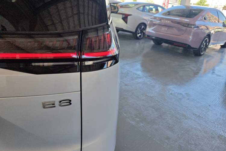 Used GAC Trumpchi E8 New Energy 2024 150km Longteng Glorious+ Exterior 2