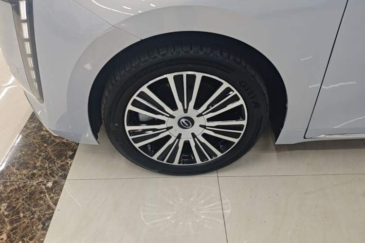 Used GAC Trumpchi E8 New Energy 2024 150km MAX+ Exterior 4