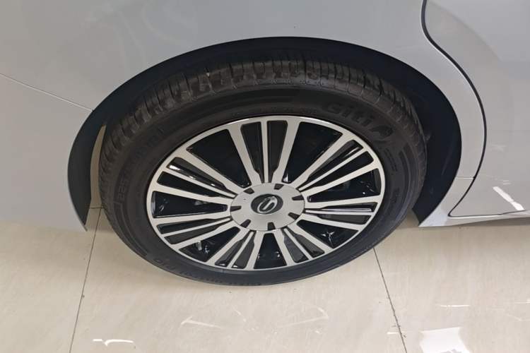Used GAC Trumpchi E8 New Energy 2024 150km MAX+ Exterior 5